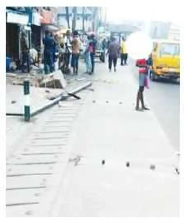 Lagos residents find dead man inside bag of rice